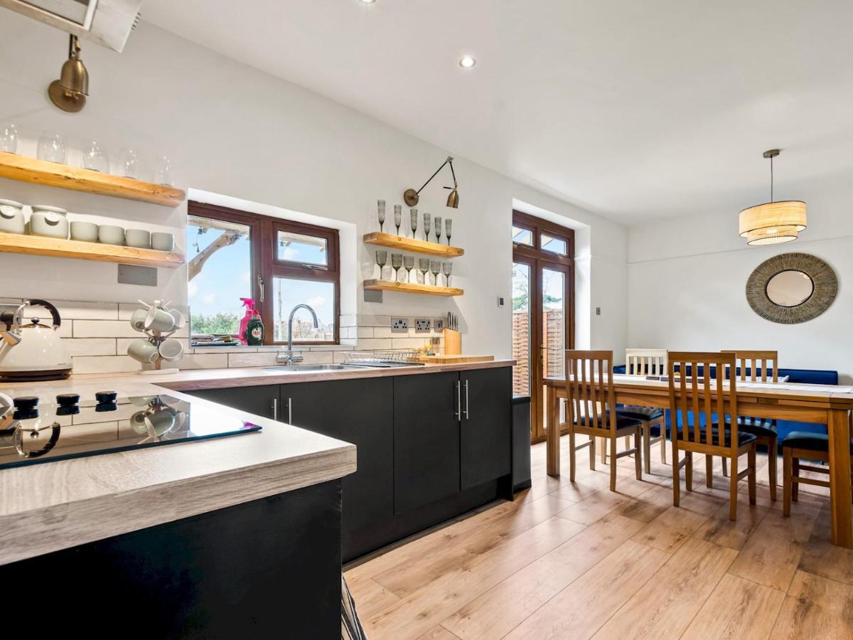 Pass The Keys Appletree Cottage - A Chic Seaside Home And Garden وايتستابل المظهر الخارجي الصورة