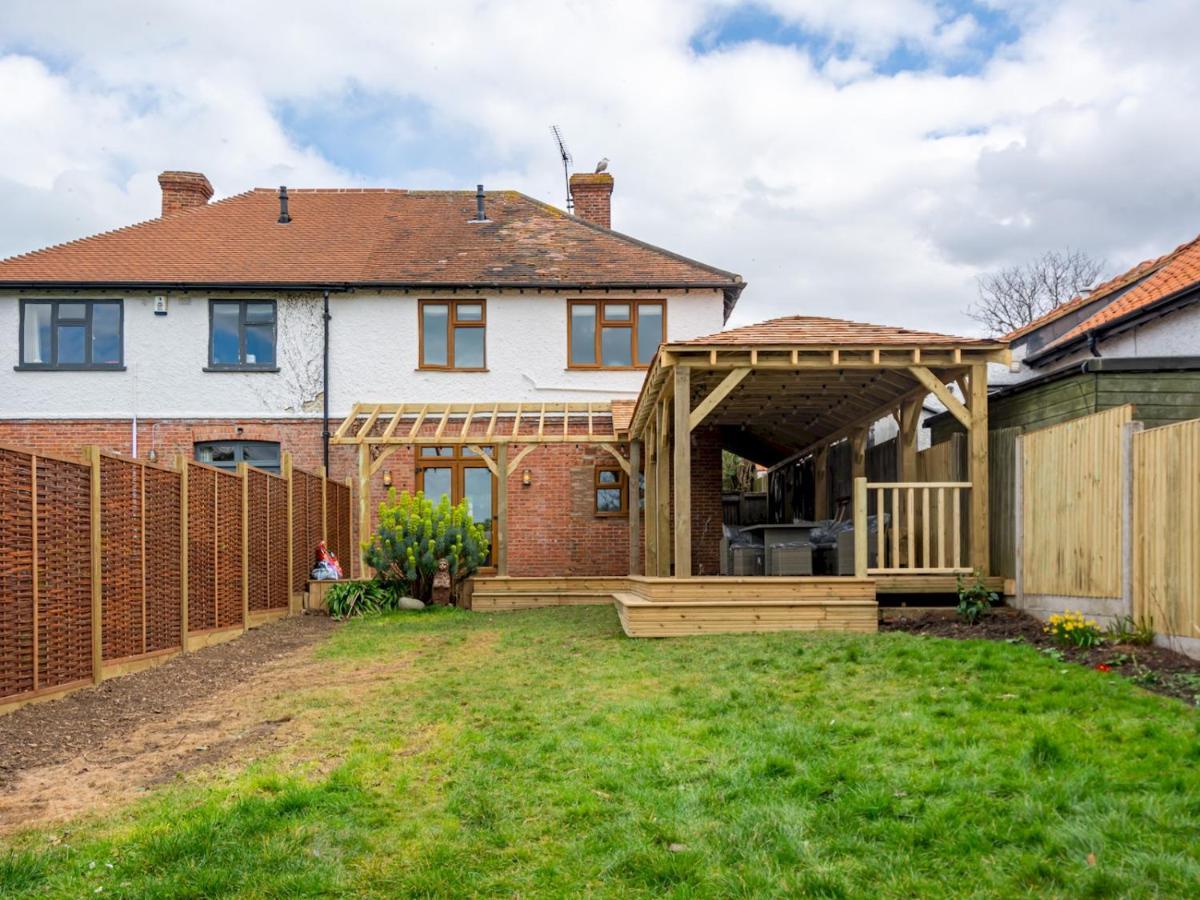 Pass The Keys Appletree Cottage - A Chic Seaside Home And Garden وايتستابل المظهر الخارجي الصورة